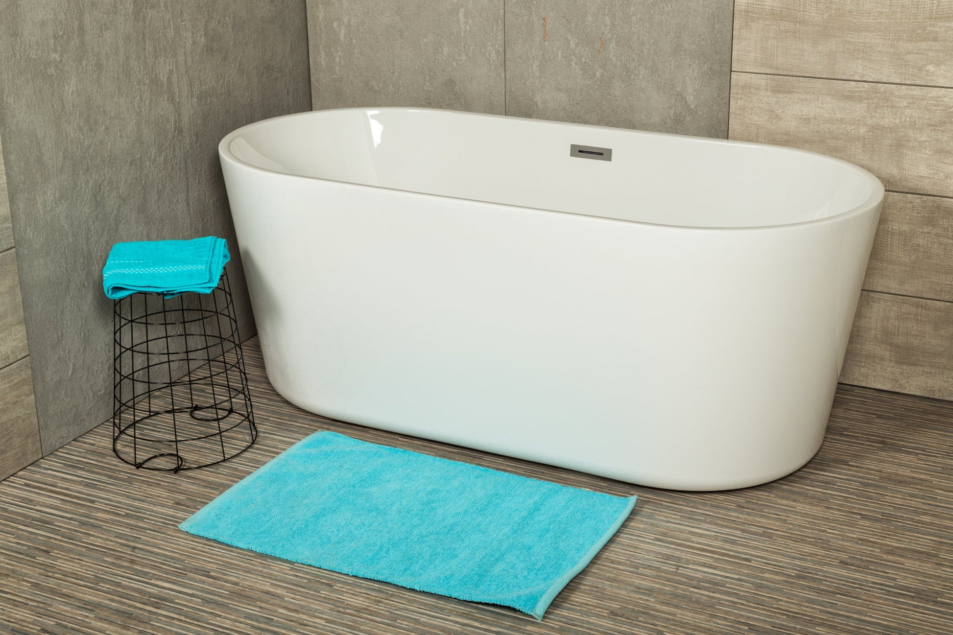 Cada de baie freestanding Mbo-Nora, 157x75x60, alb, acril antibacterian - MarbelOn